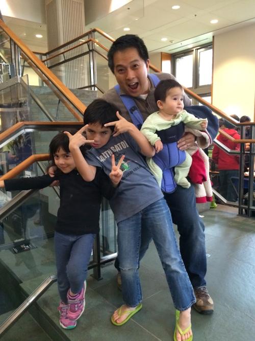 Howie Rhee with his 3 children
